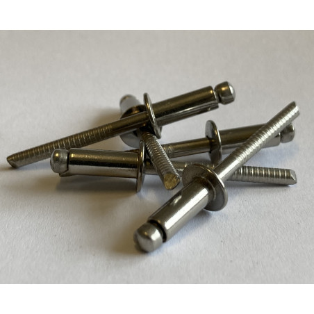 Nit zrywalny Nierdzewny 4x8 A2/A2-10szt